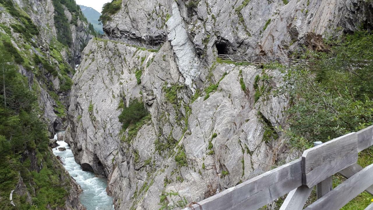 Haus Gartenheim Kals-am Großglockner Exteriér fotografie